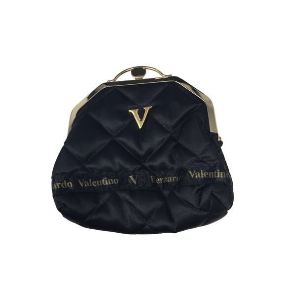 Bernardo Valentino Black Shoulder Bag with Kisslock Coin Purse - Picture 16 of 16